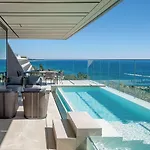 Апарт-отель Amathus Residences