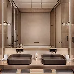Апарт-отель Amathus Residences