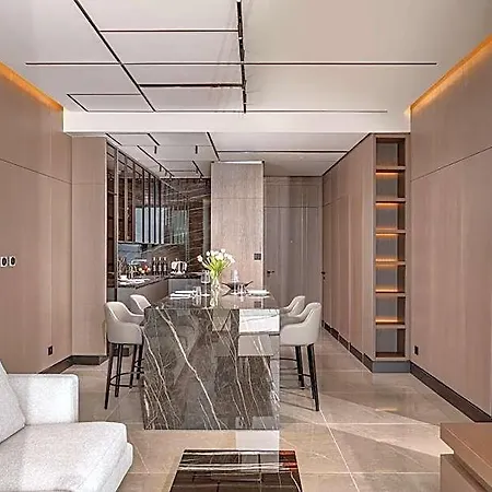 Amathus Residences 5*