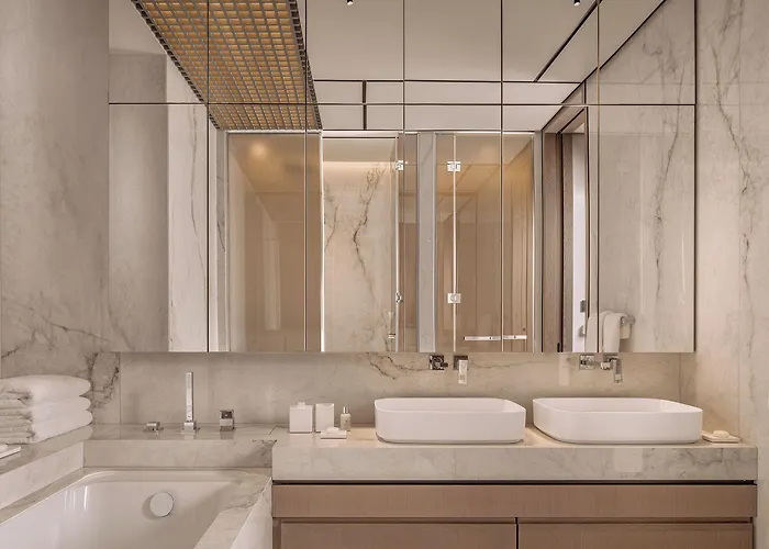 Amathus Residences Apartahotel 5*