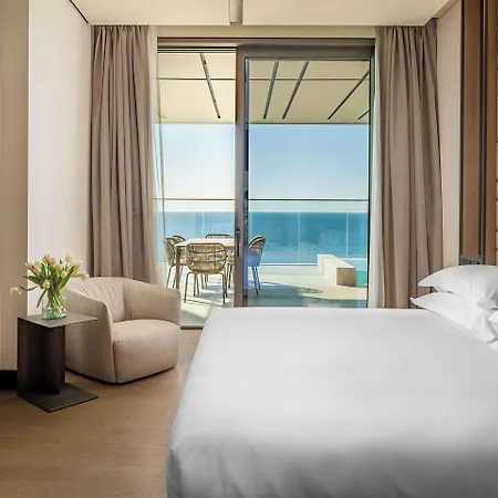 Amathus Residences Appart hôtel 5*