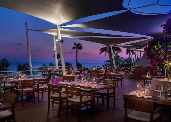 Aparthotel Amathus Residences 5*