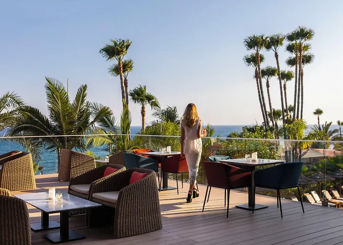 Amathus Residences 5*